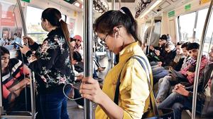 Delhi Metro travel cards and tokens that are currently in circulation have not been designed to differentiate passengers on the basis of gender.(HT Photo) Delhi Metro travel cards and tokens that are currently in circulation have not been designed to differentiate passengers on the basis of gender.(HT Photo)
