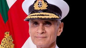 According to new directives, bouquets are not to be presented to officers and their spouses during official visits. According to new directives, bouquets are not to be presented to officers and their spouses during official visits.