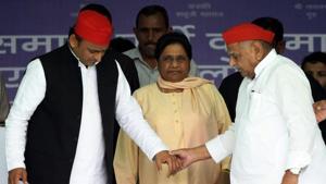 Samajwadi party founder Mulayam Singh Yadav,Party president Akhilesh Yadav and BSP supremo Mayawati sharing the dias during SP-BSP and RLD's joint rally in Mainpuri in April 2019.((ANI Photo)) Samajwadi party founder Mulayam Singh Yadav,Party president Akhilesh Yadav and BSP supremo Mayawati sharing the dias during SP-BSP and RLD's joint rally in Mainpuri in April 2019.((ANI Photo))