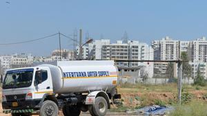 Years of rapid urbanisation, a swelling population and poor water management have led to drying taps, falling groundwater levels and filth-frothed lakes that can burst into flames.(AFP FILE) Years of rapid urbanisation, a swelling population and poor water management have led to drying taps, falling groundwater levels and filth-frothed lakes that can burst into flames.(AFP FILE)