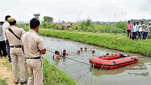 The victim was identified as Tilak Raj, a resident of Kapashera. Police said Raj caught up with his friends for some drinks and they decided to go to the canal for a dip.(HT Photo)