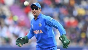 Army insignia on MS Dhoni’s gloves(AFP) Army insignia on MS Dhoni’s gloves(AFP)
