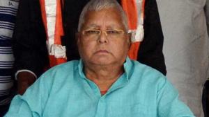 Prasad suddenly complained of restlessness and suffocation. His condition had deteriorated after the air-conditioning of his room was shut down because of a power cut.(File Photo / Hindustan Times) Prasad suddenly complained of restlessness and suffocation. His condition had deteriorated after the air-conditioning of his room was shut down because of a power cut.(File Photo / Hindustan Times)