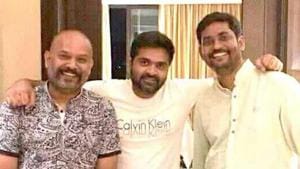 Maanaadu stars Simbu and Kalyani Priyadarshan as its main leads. Maanaadu stars Simbu and Kalyani Priyadarshan as its main leads.