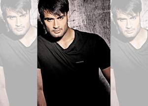Vivian Dsena says if not an actor, he’d have been a footballer!T-shirt, Westsport(Luv Israni) Vivian Dsena says if not an actor, he’d have been a footballer!T-shirt, Westsport(Luv Israni)
