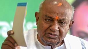 Gowda expressed hope that farmers would come to his party’s support.(PTI) Gowda expressed hope that farmers would come to his party’s support.(PTI)