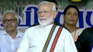 French President Emmanuel Macron referred to India’s key role in promoting globalisation and protecting the environment while inviting Prime Minister Narendra Modi to the special outreach session of the G7 Summit in Biarritz in August(ANI Photo) French President Emmanuel Macron referred to India’s key role in promoting globalisation and protecting the environment while inviting Prime Minister Narendra Modi to the special outreach session of the G7 Summit in Biarritz in August(ANI Photo)