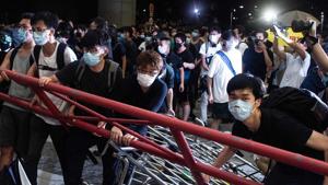 Hong Kong is gearing up for business strikes and fresh protests on Wednesday.(AFP File Photo) Hong Kong is gearing up for business strikes and fresh protests on Wednesday.(AFP File Photo)