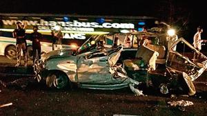 Mangled remains of the Scorpio after it slammed into the truck on Ahmednagar road early on Tuesday morning.(HT photo) Mangled remains of the Scorpio after it slammed into the truck on Ahmednagar road early on Tuesday morning.(HT photo)