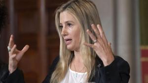 Mira Sorvino has revealed that she's a survivor of date rape in an attempt to lend her voice to a push for stronger sexual assault laws in New York. (Mike Groll/Office of Governor Andrew M. Cuomo via AP)(AP) Mira Sorvino has revealed that she's a survivor of date rape in an attempt to lend her voice to a push for stronger sexual assault laws in New York. (Mike Groll/Office of Governor Andrew M. Cuomo via AP)(AP)