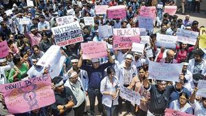 Chandigarh doctors hold a protest march in solidarity with West Bengal doctors, at the Post Graduate Institute of Medical Education & Research on Friday. (Anil Dayal/HT photo) Chandigarh doctors hold a protest march in solidarity with West Bengal doctors, at the Post Graduate Institute of Medical Education & Research on Friday. (Anil Dayal/HT photo)