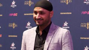 Indian cricketer Harbhajan Singh poses as he arrives for an Indian Cricket Heroes red carpet event.(AP) Indian cricketer Harbhajan Singh poses as he arrives for an Indian Cricket Heroes red carpet event.(AP)