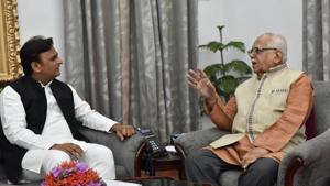 Former UP CM handed out a detailed memorandum to Naik, during over half-an-hour discussion, at Raj Bhawan on Saturday morning(HT Photo) Former UP CM handed out a detailed memorandum to Naik, during over half-an-hour discussion, at Raj Bhawan on Saturday morning(HT Photo)