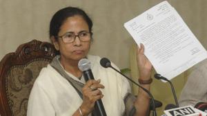 The West Bengal chief minister also reiterated that the Bengal government did not want to invoke the Essential Services Maintenance Act (ESMA) against the agitating junior doctors.(SAMIR JANA/HT PHOTO) The West Bengal chief minister also reiterated that the Bengal government did not want to invoke the Essential Services Maintenance Act (ESMA) against the agitating junior doctors.(SAMIR JANA/HT PHOTO)