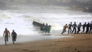 Cyclone Vayu will change its path again and is likely to hit Kutch on June 17-18, an official of the ministry of earth sciences said on Friday.(AP Photo) Cyclone Vayu will change its path again and is likely to hit Kutch on June 17-18, an official of the ministry of earth sciences said on Friday.(AP Photo)