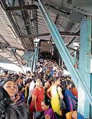 The cancellations led to overcrowding on platforms, said passengers.(HT Photo) The cancellations led to overcrowding on platforms, said passengers.(HT Photo)