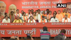 The saffron party’s stock is at its highest with victory on 18 Lok Sabha seats out of a total of 42 in the state.(ANI) The saffron party’s stock is at its highest with victory on 18 Lok Sabha seats out of a total of 42 in the state.(ANI)