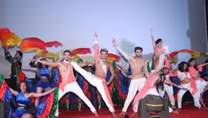 Live dance performance at the closing ceremony of Kashish