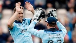 England's Chris Woakes (L) celebrates with England's wicketkeeper Jos Buttler(AFP) England's Chris Woakes (L) celebrates with England's wicketkeeper Jos Buttler(AFP)