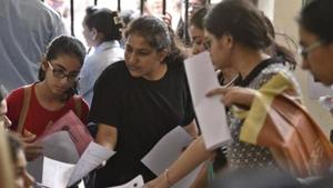 Despite being situated on the same premises, there is a stark difference between the facilities provided by day and evening colleges.(Sanchit Khanna/HT Photo/ Representative image) Despite being situated on the same premises, there is a stark difference between the facilities provided by day and evening colleges.(Sanchit Khanna/HT Photo/ Representative image)