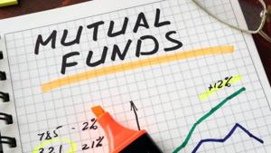 Direct plans are advisable only to those who have market knowledge or assistance.(Getty Images/ Representative image) Direct plans are advisable only to those who have market knowledge or assistance.(Getty Images/ Representative image)