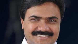 Trouble was brewing after K M Mani’s death and his son Jose K Mani claimed he was the natural choice for the chairman’s post but the other faction opposed it. Kerala Congress has five legislators-- three are with Joseph and two with Jose K Mani.(Twitter) Trouble was brewing after K M Mani’s death and his son Jose K Mani claimed he was the natural choice for the chairman’s post but the other faction opposed it. Kerala Congress has five legislators-- three are with Joseph and two with Jose K Mani.(Twitter)