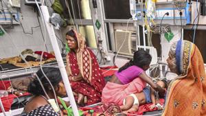 Children showing symptoms of Acute Encephalitis Syndrome (AES) being treated at a hospital in Muzaffarpur district, Tuesday, June 18, 2019. More than 100 children have died in the district due to the disease.(PTI photo) Children showing symptoms of Acute Encephalitis Syndrome (AES) being treated at a hospital in Muzaffarpur district, Tuesday, June 18, 2019. More than 100 children have died in the district due to the disease.(PTI photo)