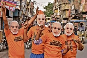 Bharatiya Janata Party (BJP) workers in Amritsar on May 23, 2019 as the NDA took the lead in the Lok Sabha elections.(Sameer Sehgal / Hindustan Times)