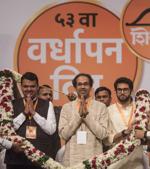 CM Devendra Fadnavis (left), Shiv Sena chief Uddhav Thackeray and Yuva Sena chief Aaditya Thackeray at Sena’s 53rd foundation day event on Wednesday.(Satish Bate/HT Photo) CM Devendra Fadnavis (left), Shiv Sena chief Uddhav Thackeray and Yuva Sena chief Aaditya Thackeray at Sena’s 53rd foundation day event on Wednesday.(Satish Bate/HT Photo)