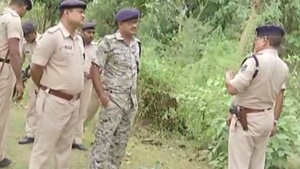 An investigation team of SKMCH hospital accompanied by policemen visited the spot on Saturday.(ANI Twitter) An investigation team of SKMCH hospital accompanied by policemen visited the spot on Saturday.(ANI Twitter)