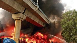 Atul Garg, chief fire officer, Delhi Fire Services, said they got a call reporting the fire at 5.26am and that it was put off by 9.15am.(HT Photo) Atul Garg, chief fire officer, Delhi Fire Services, said they got a call reporting the fire at 5.26am and that it was put off by 9.15am.(HT Photo)