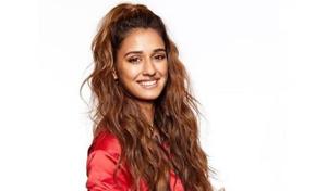 Disha Patani will be seen alongside Aditya Roy Kapur in Malang. Disha Patani will be seen alongside Aditya Roy Kapur in Malang.