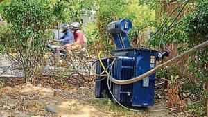 The discom had issued 10 new transformers for the Palam Vihar colony to improve electricity supply in the region. The area had been reeling under acute power shortage for the last two months.(HT Photo) The discom had issued 10 new transformers for the Palam Vihar colony to improve electricity supply in the region. The area had been reeling under acute power shortage for the last two months.(HT Photo)