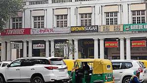 The body had also written to Delhi lieutenant governor Anil Baijal and Urban development ministry, stating that banning vehicles on weekend will hamper their business.(HTFile) The body had also written to Delhi lieutenant governor Anil Baijal and Urban development ministry, stating that banning vehicles on weekend will hamper their business.(HTFile)