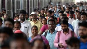 Indian commuters make their way through a central railway station at rush hour on World Population Day in Chennai on July 11, 2018. / AFP PHOTO / ARUN SANKAR(AFP/Representative Image)