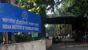 This is the second year that all institutes have kept aside supernumerary seats for female students. IIT-B alone had 96 seats under this category that have been allotted to excess number of students.(HT Photo) This is the second year that all institutes have kept aside supernumerary seats for female students. IIT-B alone had 96 seats under this category that have been allotted to excess number of students.(HT Photo)