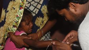 The Vaishali district administration has put up a health camp in Harivanshpur village, stationing at least four doctors working in three shifts. A nodal officer has been posted to supervise construction of the roads, and drains, and repair of hand pumps.(Parwaz Khan /HT PHOTO) The Vaishali district administration has put up a health camp in Harivanshpur village, stationing at least four doctors working in three shifts. A nodal officer has been posted to supervise construction of the roads, and drains, and repair of hand pumps.(Parwaz Khan /HT PHOTO)