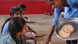 The education department of the Brihanmumbai Municipal Corporation (BMC) has blacklisted 260 self-help groups (SHGs), most of which are run by women.(Shankar Mourya/Hindustan Times via Getty Images) The education department of the Brihanmumbai Municipal Corporation (BMC) has blacklisted 260 self-help groups (SHGs), most of which are run by women.(Shankar Mourya/Hindustan Times via Getty Images)