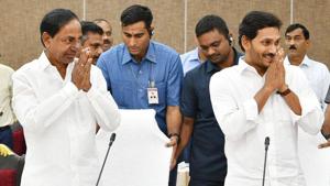 Andhra Pradesh chief minister Y S Jagan Mohan Reddy had a five-hour long meeting with his Telangana counterpart K Chandrasekhar Rao at the latter’s camp office in Hyderabad on Friday.(ANI PHOTO) Andhra Pradesh chief minister Y S Jagan Mohan Reddy had a five-hour long meeting with his Telangana counterpart K Chandrasekhar Rao at the latter’s camp office in Hyderabad on Friday.(ANI PHOTO)