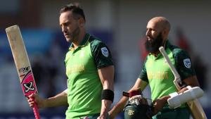 South Africa's Faf du Plessis and Hashim Amla walk off after winning the match against Sri Lanka.(Action Images via Reuters) South Africa's Faf du Plessis and Hashim Amla walk off after winning the match against Sri Lanka.(Action Images via Reuters)