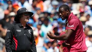 West Indies' Carlos Brathwaite remonstrates with an umpire.(Reuters) West Indies' Carlos Brathwaite remonstrates with an umpire.(Reuters)