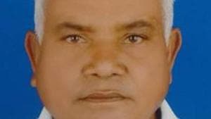 JMM West Singhbhum district president Bhubneswar Mahato was arrested late Thursday night on charges of sharing obscene post on Goddess Durga in Chakradharpur(Hindustan Times) JMM West Singhbhum district president Bhubneswar Mahato was arrested late Thursday night on charges of sharing obscene post on Goddess Durga in Chakradharpur(Hindustan Times)