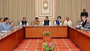 Chief minister Devendra Fadnavis (centre) with Union ministers Piyush Goyal (to his right) and Hardeep Singh Puri (to his left) at the Sahyadri state guest house on Saturday.(CM Twitter Handle) Chief minister Devendra Fadnavis (centre) with Union ministers Piyush Goyal (to his right) and Hardeep Singh Puri (to his left) at the Sahyadri state guest house on Saturday.(CM Twitter Handle)