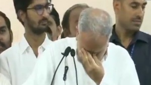In his speech, Baghel thanked all party leaders who worked with him over the past five years and remembered their contribution to the party in Chhattisgarh.(JTwitter/ANI) In his speech, Baghel thanked all party leaders who worked with him over the past five years and remembered their contribution to the party in Chhattisgarh.(JTwitter/ANI)