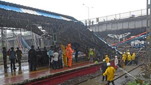 The foot over bridge collapse at Andheri in July 2018 left two people dead.(Satyabrata Tripathy/HT Photo)