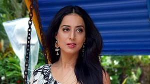 Actor Mahie Gill will be seen in the upcoming movie Family of Thakurganj. Actor Mahie Gill will be seen in the upcoming movie Family of Thakurganj.