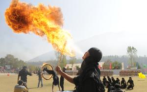 Our lumbering procurement processes are designed for large scale wars while our frontline troops await basic tools of war like modern assault rifles(Waseem Andrabi / Hindustan Times) Our lumbering procurement processes are designed for large scale wars while our frontline troops await basic tools of war like modern assault rifles(Waseem Andrabi / Hindustan Times)