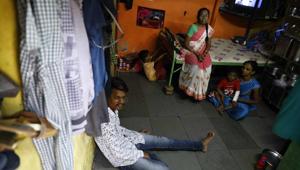 Mahesh Kalekar a private company employee resides in Kumbharwada chawl in Kasba peth.(Rahul Raut/HT PHOTO) Mahesh Kalekar a private company employee resides in Kumbharwada chawl in Kasba peth.(Rahul Raut/HT PHOTO)