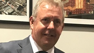 Darroch wrote that to get through to Trump, “you need to make your points simple, even blunt”, wondering whether the Trump White House “will ever look competent”(Twitter/@KimDarroch) Darroch wrote that to get through to Trump, “you need to make your points simple, even blunt”, wondering whether the Trump White House “will ever look competent”(Twitter/@KimDarroch)
