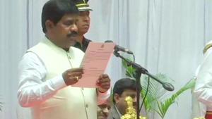 H Nagesh, an Independent legislator who was inducted into the HD Kumaraswamy council of ministers in June, has quit the Karnataka government.(ANI File Photo) H Nagesh, an Independent legislator who was inducted into the HD Kumaraswamy council of ministers in June, has quit the Karnataka government.(ANI File Photo)